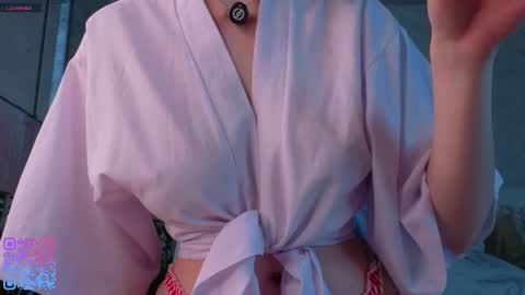 Teri  My favorite vibes 77 101 222 666 online show from November 17, 2025, 2:39 am