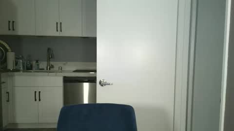 Jim online show from March 4, 2026, 4:51 am