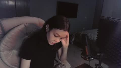 quietluxury online show from April 19, 2026, 8:00 pm