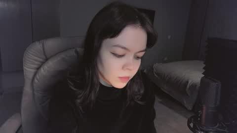 Snapshot of quietluxury chatting on April 30, 2026, 8:57 pm quietluxury online show from April 30, 2026, 8:57 pm