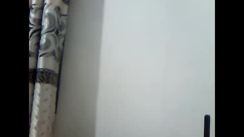 Snapshot of quinbaby chatting on April 3, 2026, 3:21 pm quinbaby online show from April 3, 2026, 3:21 pm