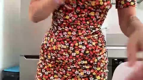 Quinnyelena online show from April 7, 2026, 9:10 am