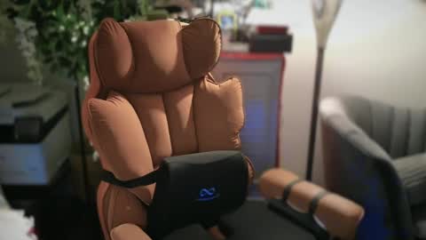 ViVaLuvLicious online show from September 11, 2025, 2:00 am