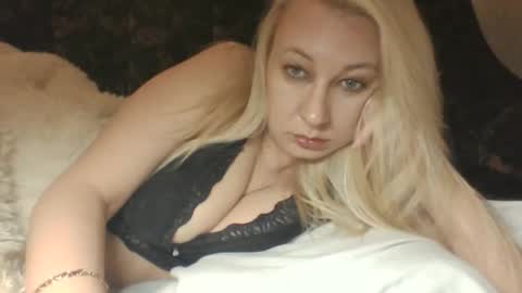 qwertyui online show from April 12, 2026, 3:39 pm