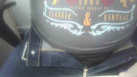 r0ckb3ar online show from October 13, 2025, 7:52 am