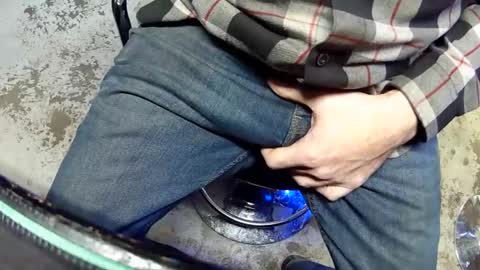 Snapshot of r27822204 chatting on November 15, 2025, 5:09 pm r2424 online show from November 15, 2025, 5:09 pm