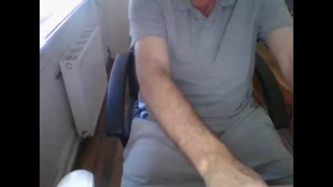 Snapshot of r30csm13 chatting on September 28, 2025, 3:39 pm r30csm13 online show from September 28, 2025, 3:39 pm