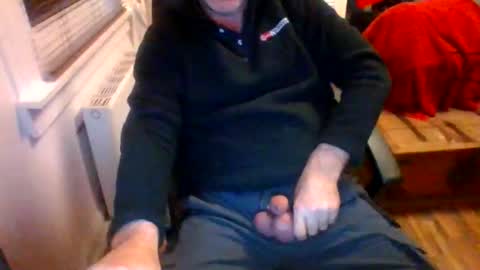 Snapshot of r30csm13 chatting on October 17, 2025, 5:48 pm r30csm13 online show from October 17, 2025, 5:48 pm