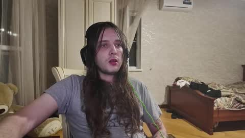 rabbitboyy online show from September 14, 2025, 7:57 pm