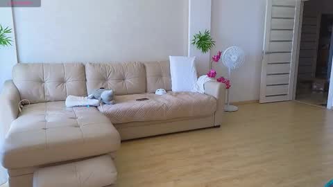 Snapshot of rabbits_couple chatting on September 11, 2025, 10:04 am Jess John online show from September 11, 2025, 10:04 am