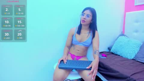 Rachel Donnelly online show from September 15, 2025, 5:51 am