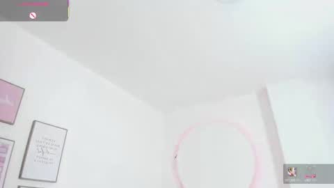 RACHEL ES online show from February 26, 2025, 8:44 pm