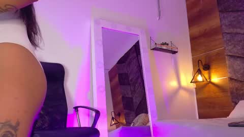  RACHEL  online show from September 18, 2025, 11:23 am