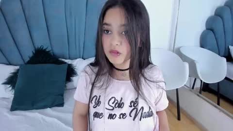 Rachel Ribeiro online show from March 12, 2025, 6:22 pm