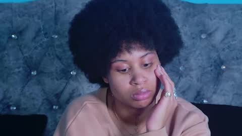 RachelAnn online show from September 24, 2025, 3:32 am