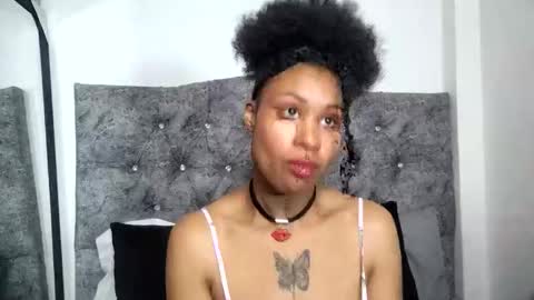 RachelAnn online show from April 18, 2026, 2:48 am