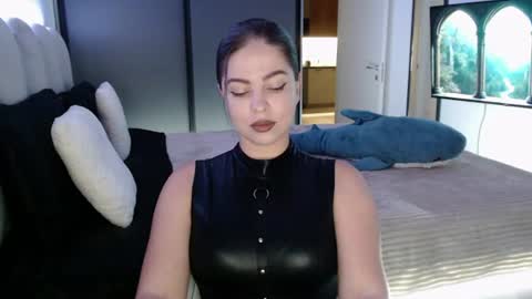 Snapshot of rachelcamp chatting on August 6, 2026, 9:17 pm Call me Miss. online show from August 6, 2026, 9:17 pm