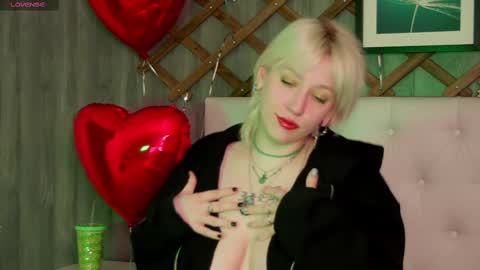 RachelCart online show from February 15, 2025, 4:03 am