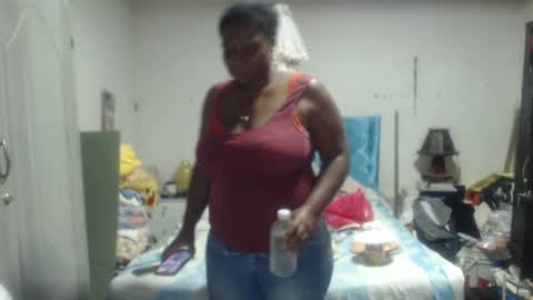 Snapshot of rachelexoticgirl chatting on May 24, 2026, 2:27 am rachelexoticgirl online show from May 24, 2026, 2:27 am
