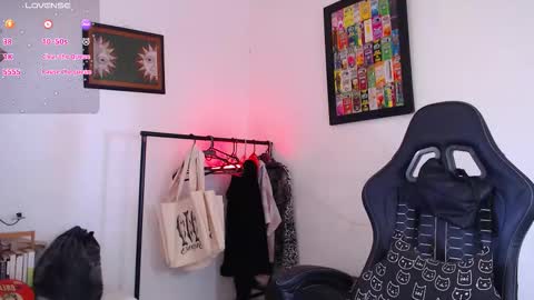rachell_420 online show from January 9, 2026, 3:48 pm