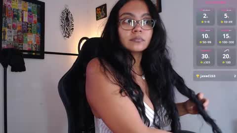 Snapshot of rachell_420 chatting on May 28, 2026, 6:27 pm rachell_420 online show from May 28, 2026, 6:27 pm