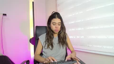Rachell online show from March 1, 2025, 1:29 pm