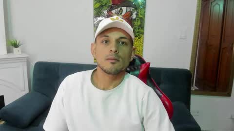 rachell_jacob online show from April 20, 2026, 11:13 am