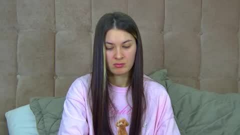 RachellSimpson online show from February 17, 2026, 7:09 pm