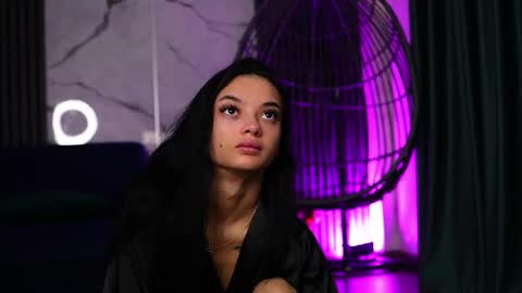 Ann online show from November 10, 2025, 5:17 am