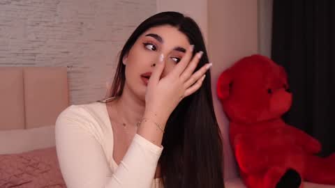 RachelSwaan online show from January 23, 2025, 9:39 am