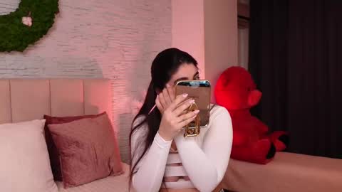 RachelSwaan online show from February 22, 2025, 6:06 am