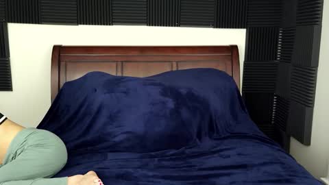 Snapshot of rachelxprice chatting on December 15, 2025, 3:22 am Rachel Price online show from December 15, 2025, 3:22 am