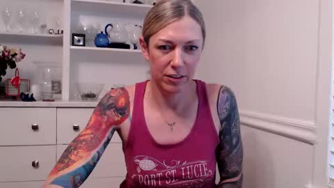 Racy Tracy online show from January 30, 2025, 10:30 pm