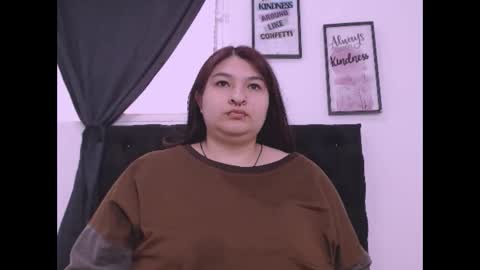 radiantgoddes online show from November 5, 2025, 1:44 pm