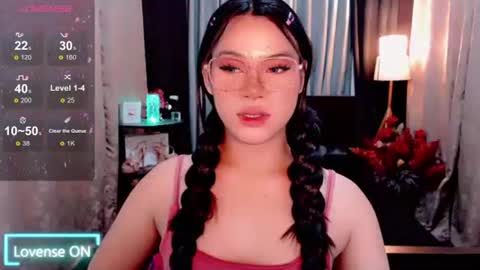 raeganclinton online show from September 14, 2025, 12:43 am