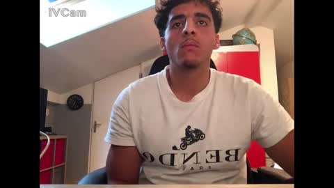 Snapshot of raes69 chatting on February 5, 2026, 10:20 am raes online show from February 5, 2026, 10:20 am