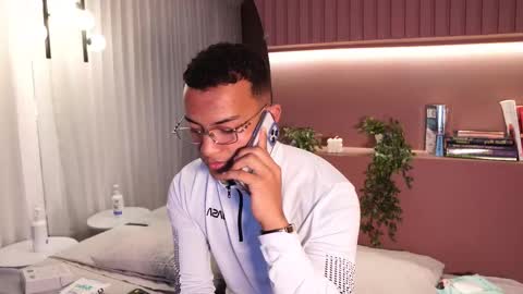 rafa_cruz online show from March 24, 2026, 2:22 pm