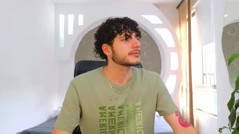 R A F A E L online show from September 12, 2025, 8:53 pm