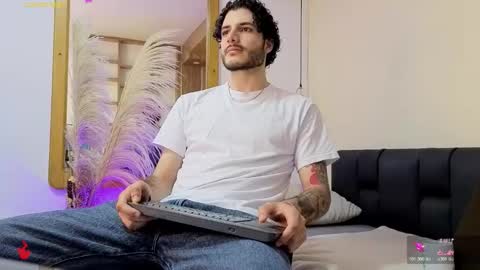 R A F A E L online show from February 21, 2026, 8:54 pm