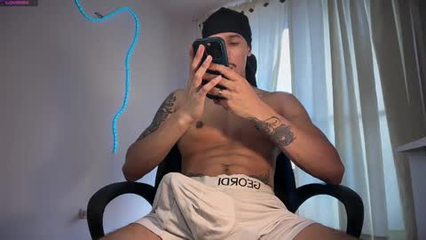 NEW IG  online show from April 18, 2026, 8:09 pm