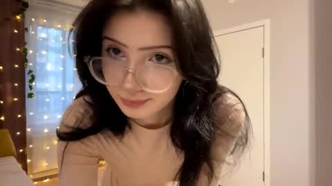 Snapshot of rafaelaloghry chatting on November 18, 2025, 10:09 am Riya online show from November 18, 2025, 10:09 am