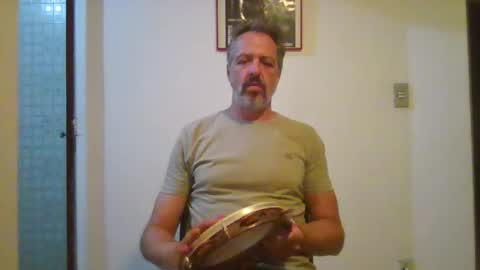 Snapshot of rafaelsel chatting on November 26, 2025, 12:44 am Big Uncle Jungle online show from November 26, 2025, 12:44 am