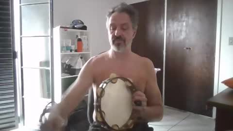 Snapshot of rafaelsel chatting on December 2, 2025, 1:50 pm Big Uncle Jungle online show from December 2, 2025, 1:50 pm