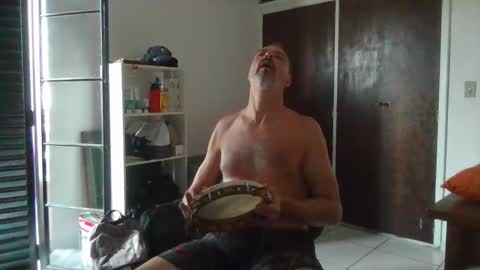 Snapshot of rafaelsel chatting on December 5, 2025, 4:58 pm Big Uncle Jungle online show from December 5, 2025, 4:58 pm