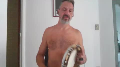 Snapshot of rafaelsel chatting on December 19, 2025, 5:20 pm Big Uncle Jungle online show from December 19, 2025, 5:20 pm