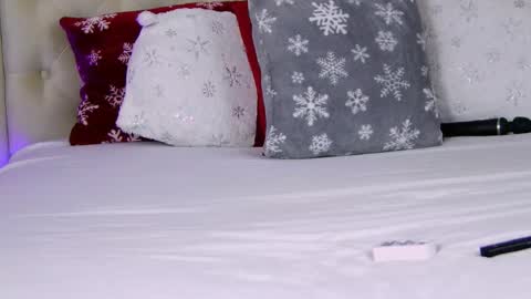 Monica  online show from November 26, 2025, 6:36 am