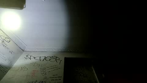 Snapshot of ragingzef69 chatting on December 23, 2024, 5:11 pm Bigthickdickinvic online show from December 23, 2024, 5:11 pm