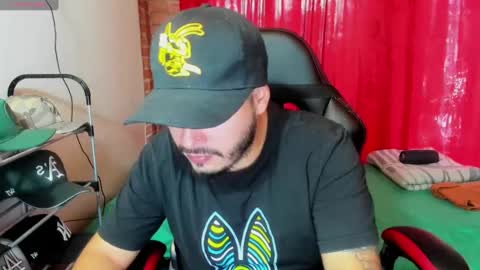 ragnar_lothbrok77 online show from March 5, 2025, 8:42 pm