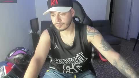 ragnar_lothbrok77 online show from September 9, 2025, 11:26 pm