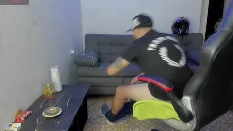 ragnar_lothbrok77 online show from April 14, 2026, 4:18 am